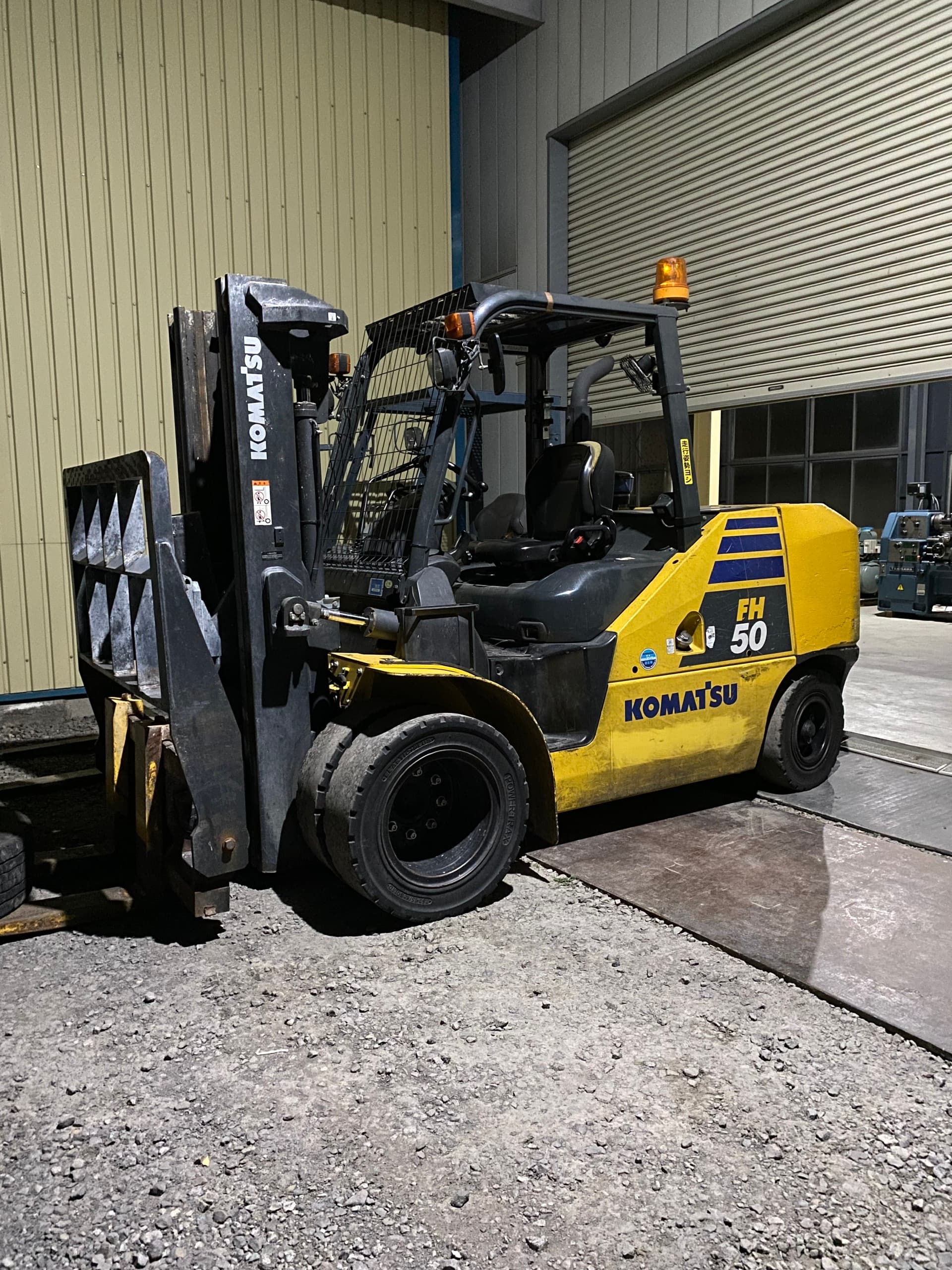 Komatsu FH50 - Image 1