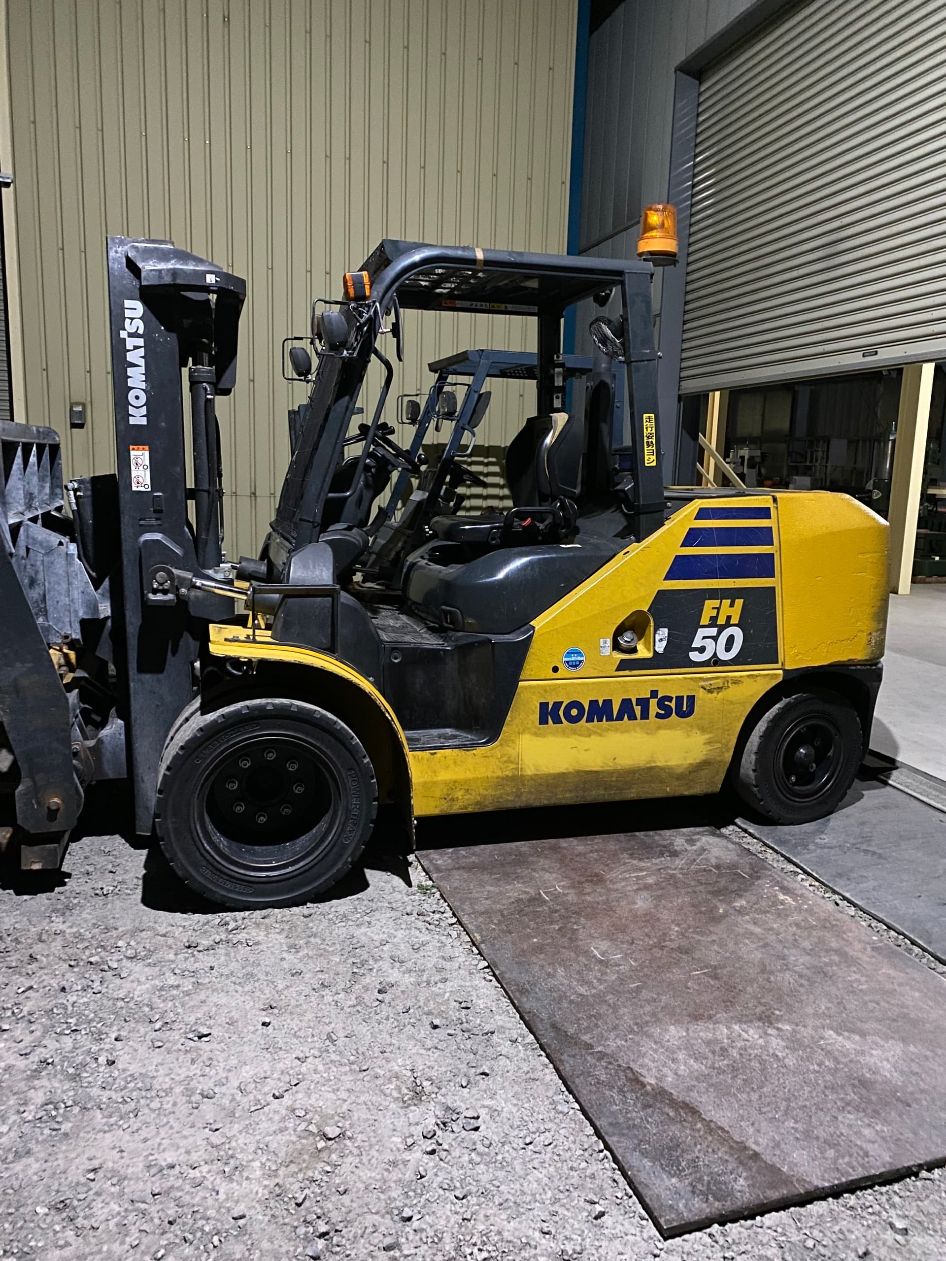 Komatsu FH50 - Image 2